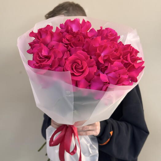 Букет из 9 малиновых ажурных роз💕
