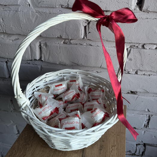 Сладкая корзинка "Raffaello"
