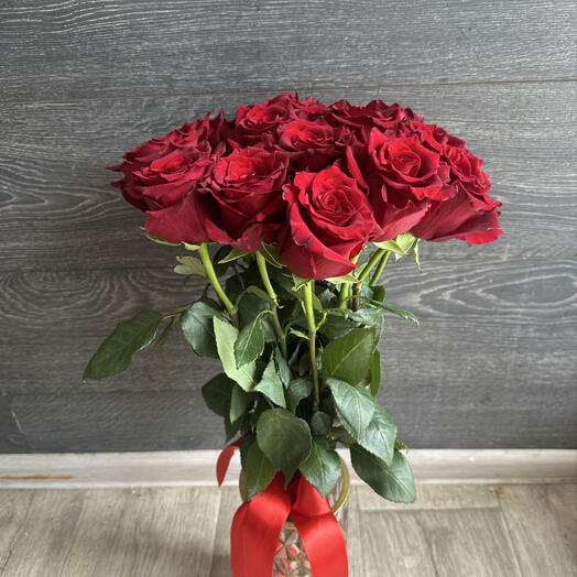 Букет из 15 красных роз💐