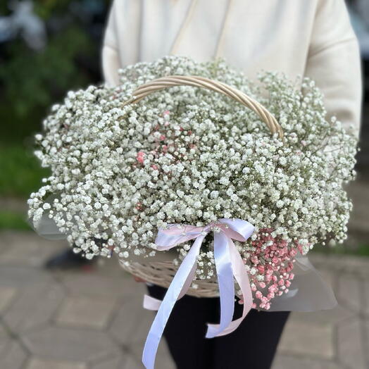 Корзина с гипсофилой