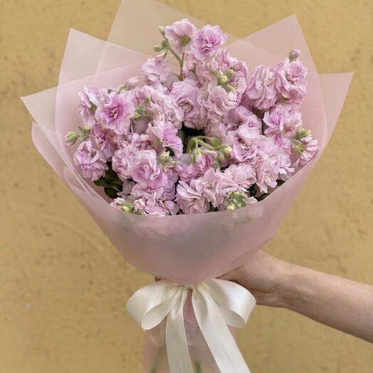 Моно букет из ароматной маттиолы 🌸