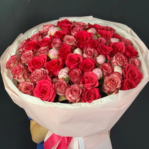 Роза Голландия МИКС С ПИОНАМИ