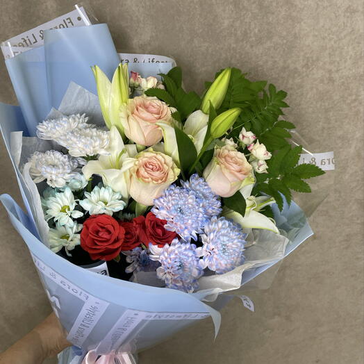 Букет в нежно голубом