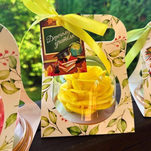 Зефирная Роза в капсуле и в подарочной сумочке!Корпоративные подарки, 1 сентября, коллегам, учителю, воспитателю, бонбоньерка