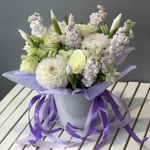 АКЦИЯ 💜Георгины и Белые Розы в коробке💫