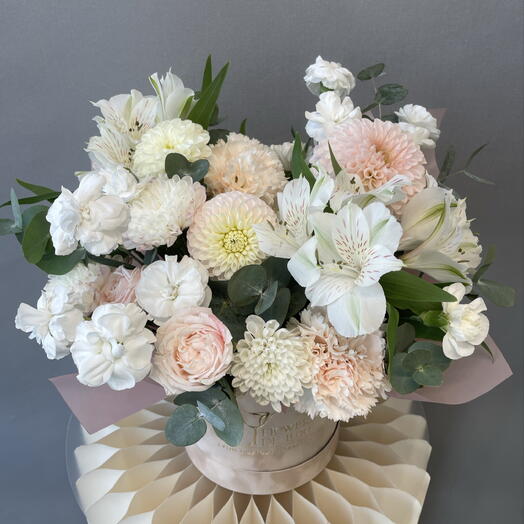 Композиция нежность утра ☁️🌸️ Георгин, Диантус, Кустовая гвоздика, Альстромерия