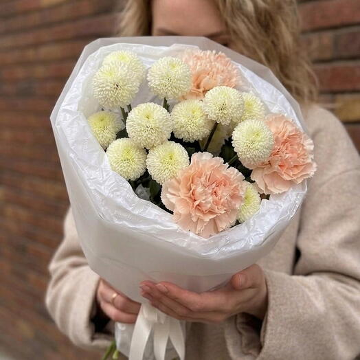 Недорогой букет на 1 сентября с диантусами💐