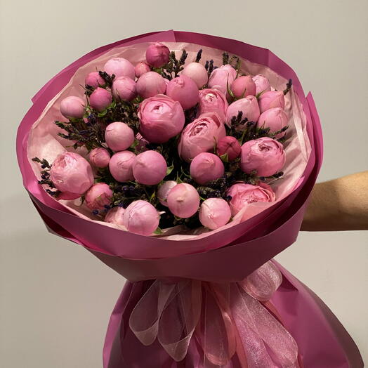 Pink Roses, букет из кустовых пионовидных роз