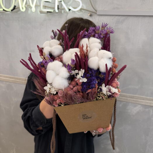 Композиция из сухоцветов «Мельбурн» от XOFLOWERS