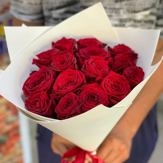Букет из 15 красных роз🌹