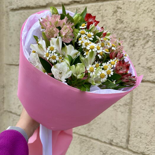 Букет из стойких Альстромерий с садовой Ромашкой🌼