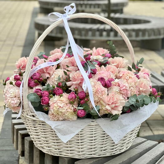 WOW Корзина из гортензий и роз 💕💕💕