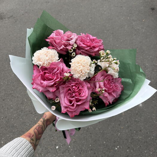 Букет с пионовидной розой