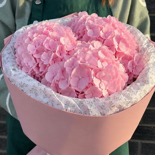 Букет из розовых гортензий 🌸