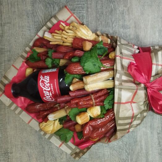 Съедобный мужской мясной сырный букет м