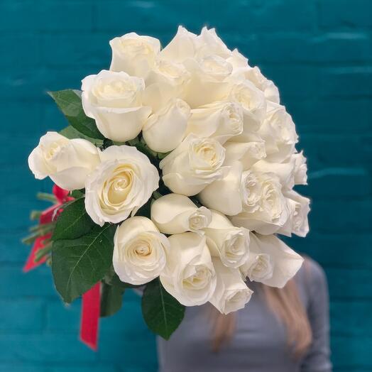 Bouquet of 31 white roses