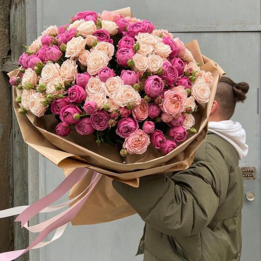 Monobooket de rosas de peonía