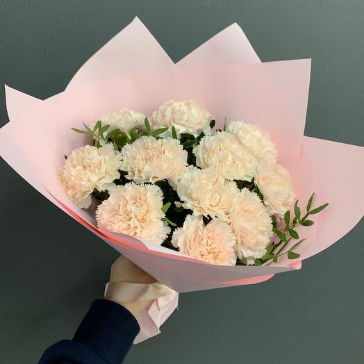 Bouquet of 11 brut carnations
