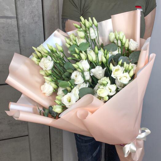 White eustoma