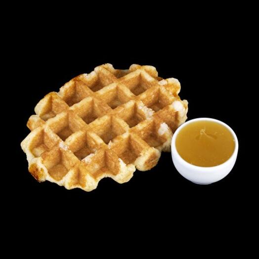 Вафля Эстонская с банановым соусом