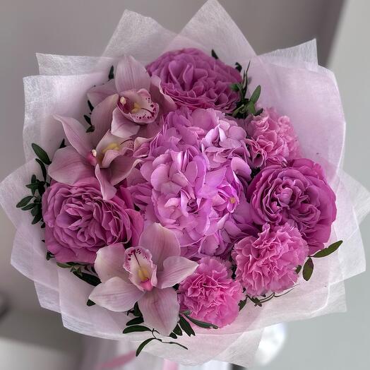 Розовый букет с пионовидной розой 💓
