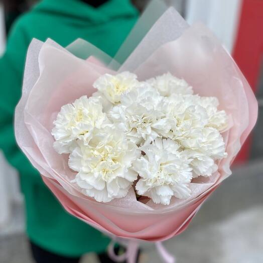 11 snow-white terry dianthuses (carnations) in a delicate package