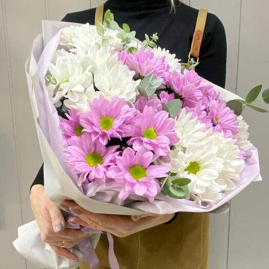 Букет из кустовых хризантем