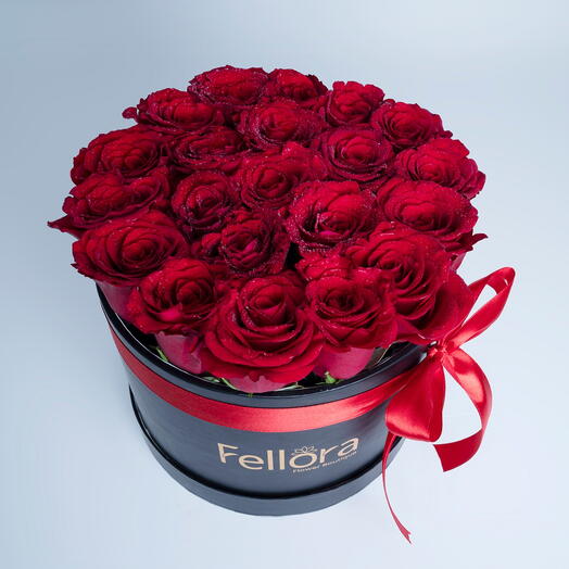 21 Red Roses In Black Box
