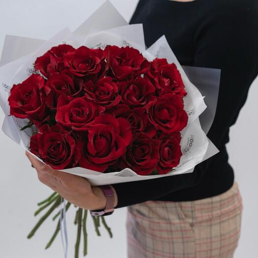 Ramo de 15 rosas francesas rojas