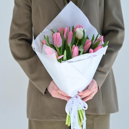 15 Tulips