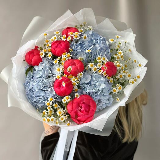 🔥Букет с пионами Coral, гортензией и ромашкой 🌺