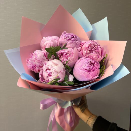 Fragrant peonies
