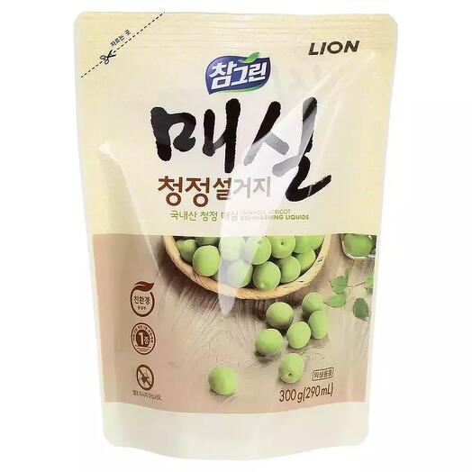 Lion Chamgreen Plum Средство для мытья посуды, овощей и фруктов Японский абрикос - 300 г (пакет)