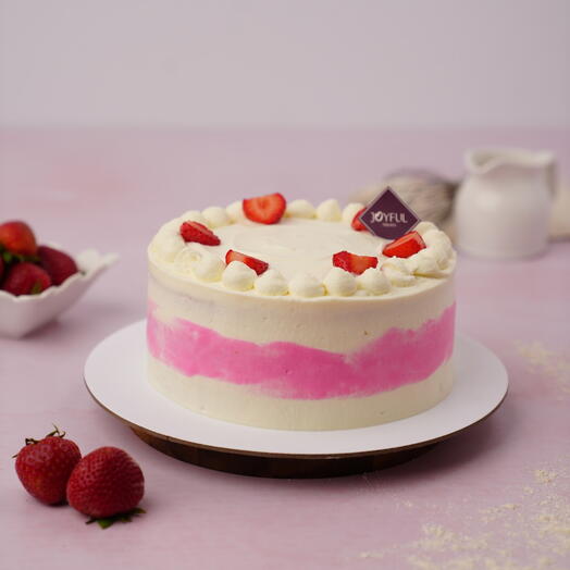 Strawberry fresh cream cake