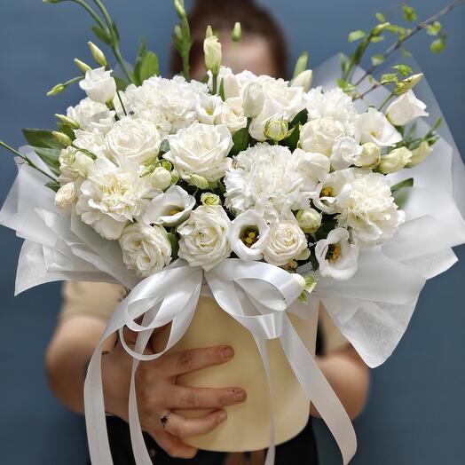 Эустома в коробке