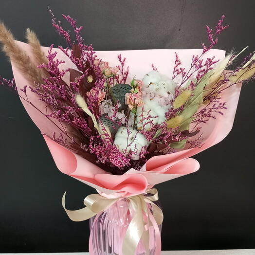 Букет из сухоцветов "Роза чайная"