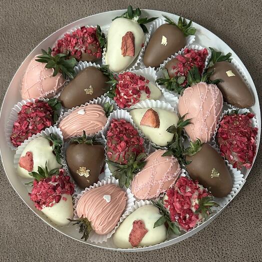 Клубника 🍓 в шоколаде «Весенний соблазн»