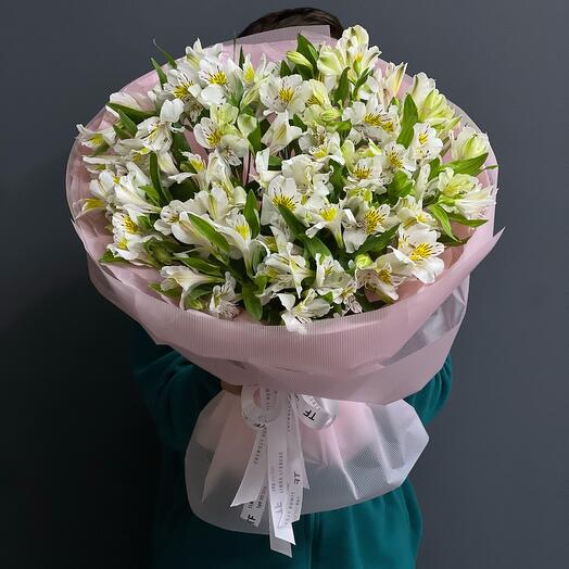 Букет Альстромерий