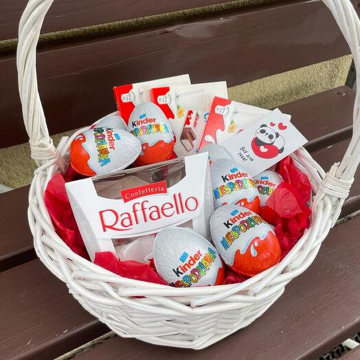 Корзина сладостей