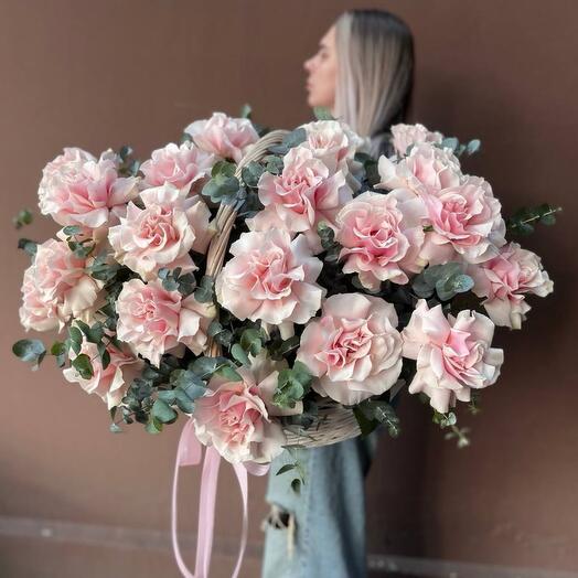 Корзина с французскими розами «FLORENCE