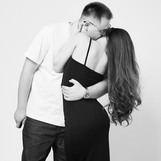 Электронный подарочный сертификат Парная съемка без фотографа в фотостудии автопортрета