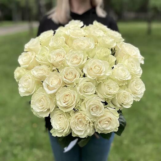 Роза белая 35 штук