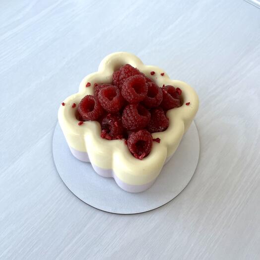 Муссовый бенто-торт «Манго-малина»