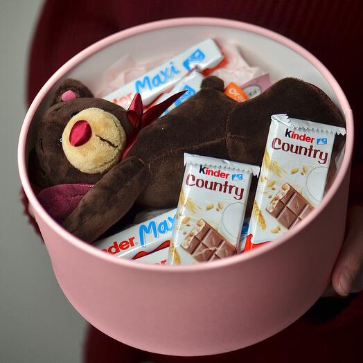 Подарочный набор с мишкой и конфетами