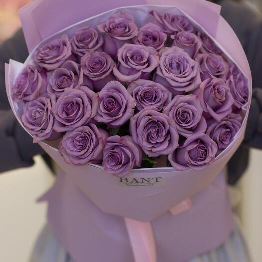 25 роз фиолетовых