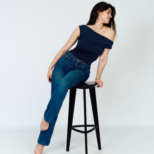 Подарок для подруги: фотосессия без фотографа с зеркалом и пультом в студии автопортрета 60 минут электронный сертификат