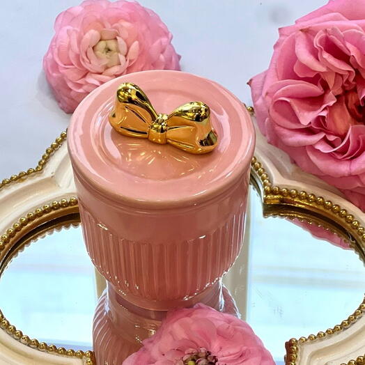 Jolie Luxury Candle - ‘Soft Roses  Fragrance