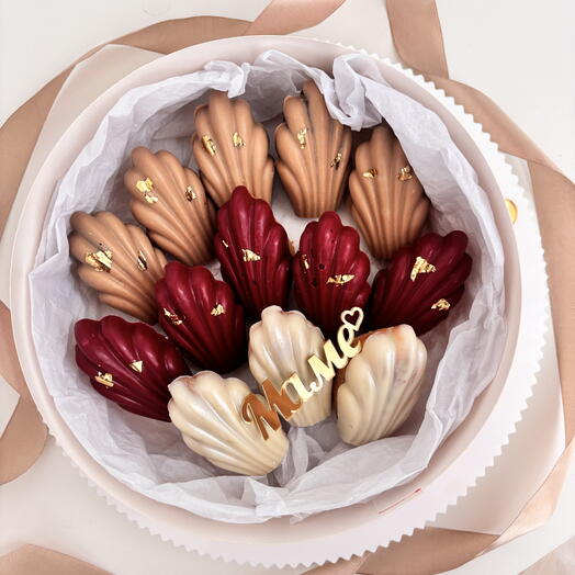 Подарочный бокс печенья Мадлен для Мамочки♥️(цветовая гамма печенья может меняться)🌸