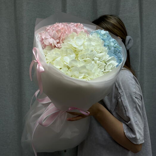 Букет из гортензий