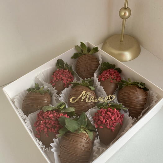 Клубника для мамы